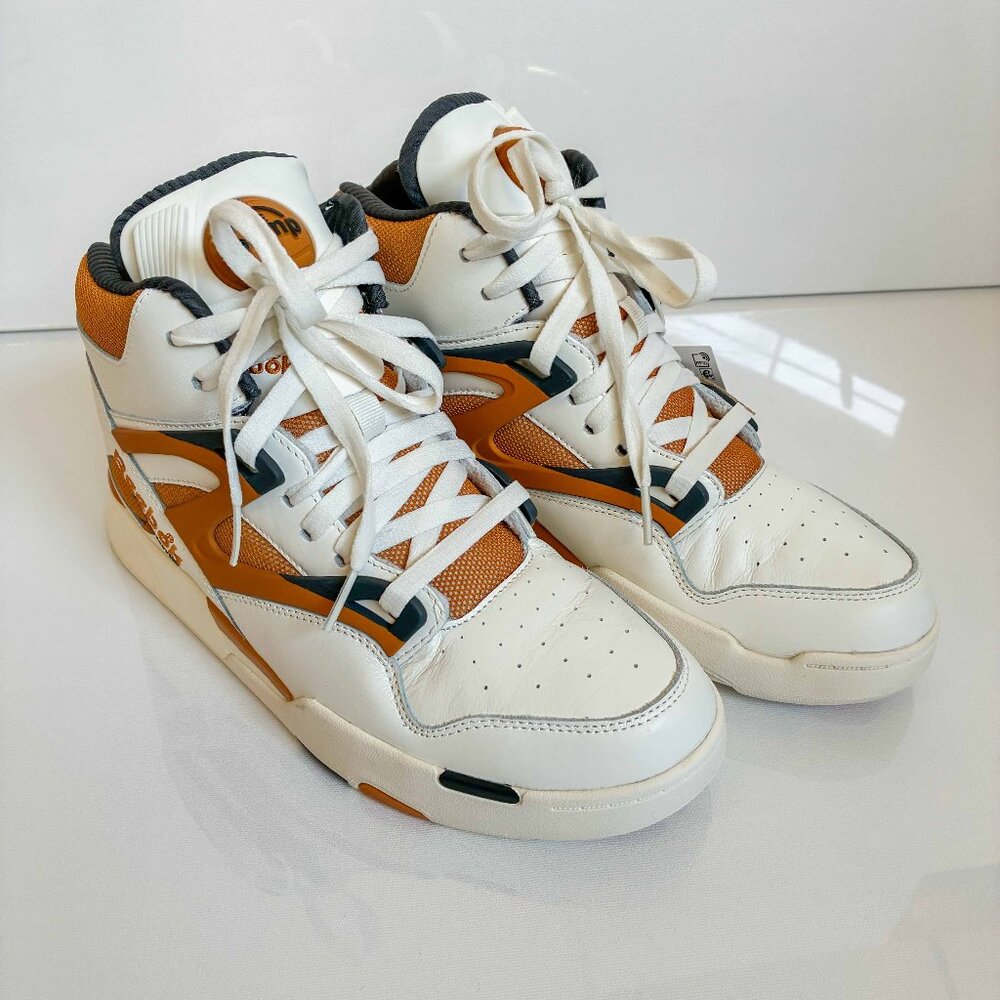 Reebok Mens Pump Omni Zone II Basketball Chalk/Radoch/Purgr Size 8.5